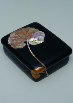 Kamisaka Sekka, boîte motifs de lotus, Musée Hosomi, Kyōto Ogata Kōrin,